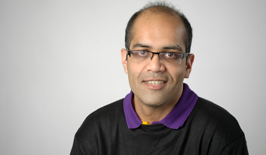 Photograph of male lecturer Dr Bhaven Patel.