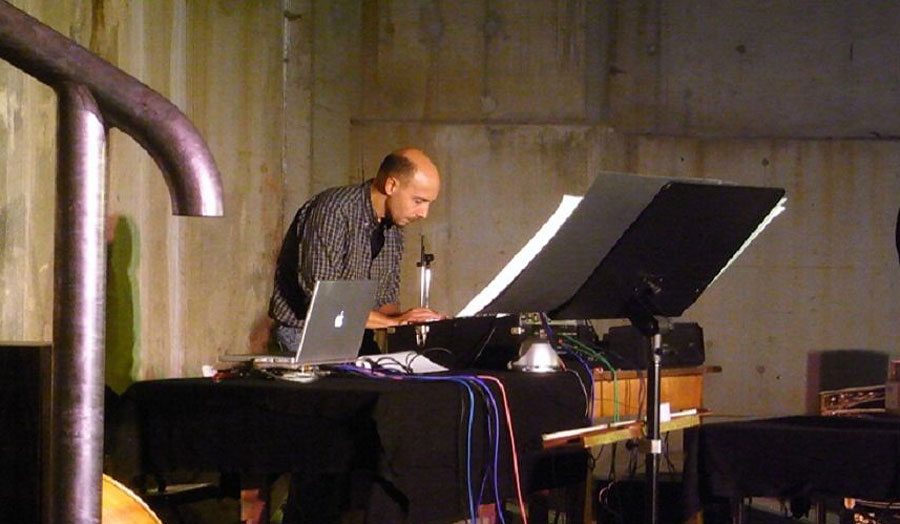 Music performance by Javier Garavaglia
