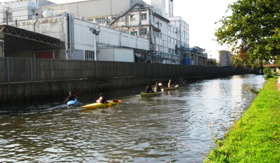 Hayes project, students kayaking on the canal
