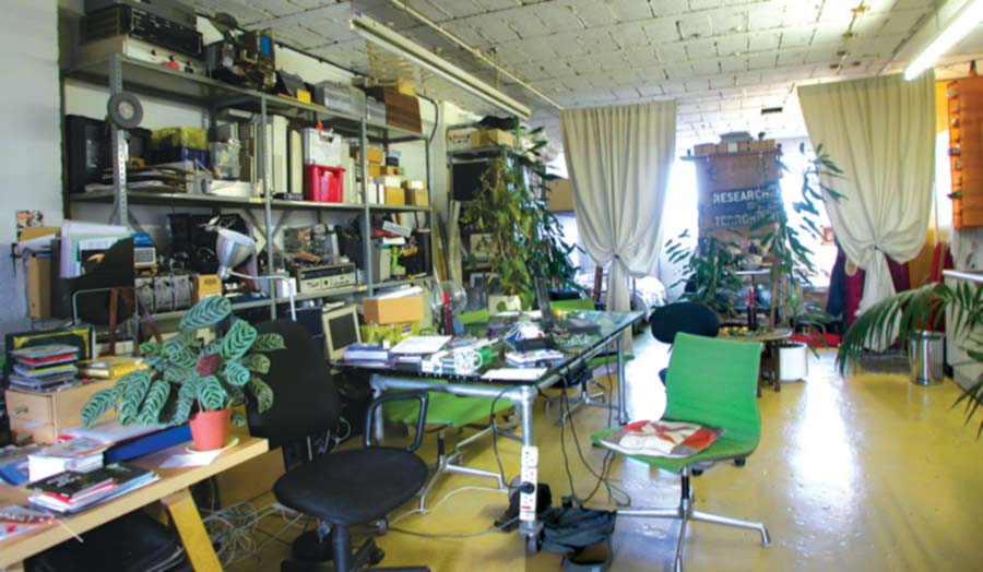 Home-based working studio 