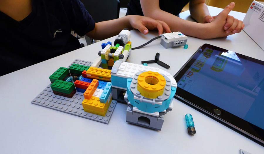 Playful education with Lego