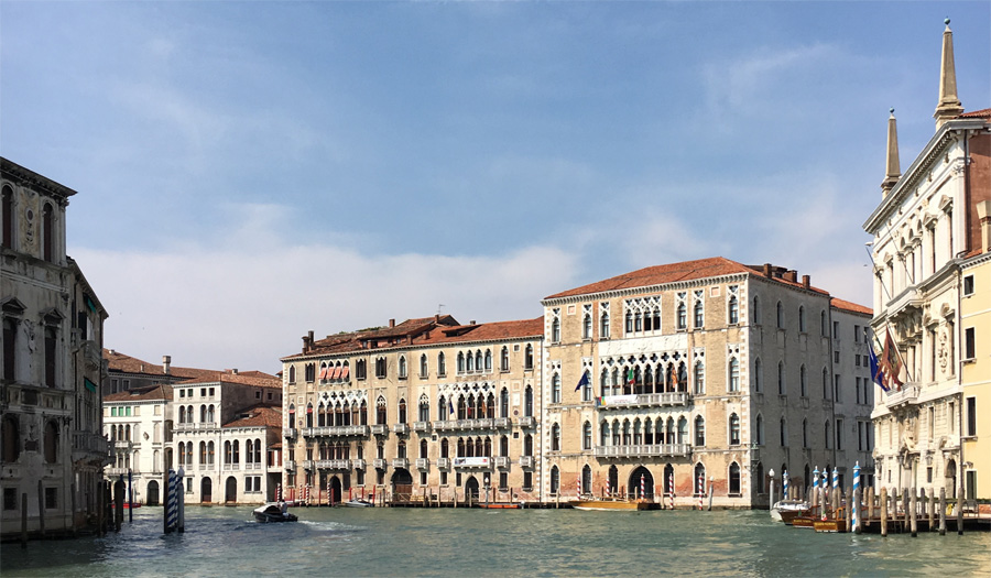 Palazzo Giustiniani and Ca’ Foscari, Grand Canal Venice, David Howarthalt