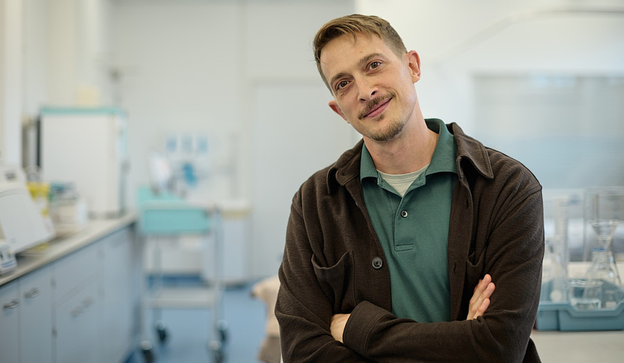 Photograph of male lecturer Dale Rees.