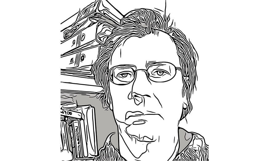 A black and white illustration of male bespectacled lecturer Nino Folic.
