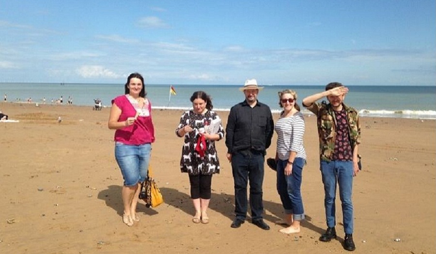 MA students on the beach