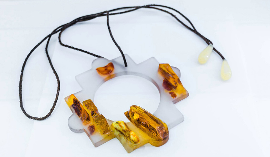 Necklace (amber, resin and leather)