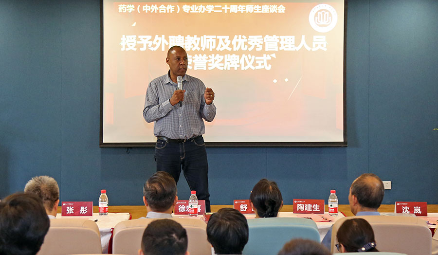 Don in Shanghai, teaching Chinese students