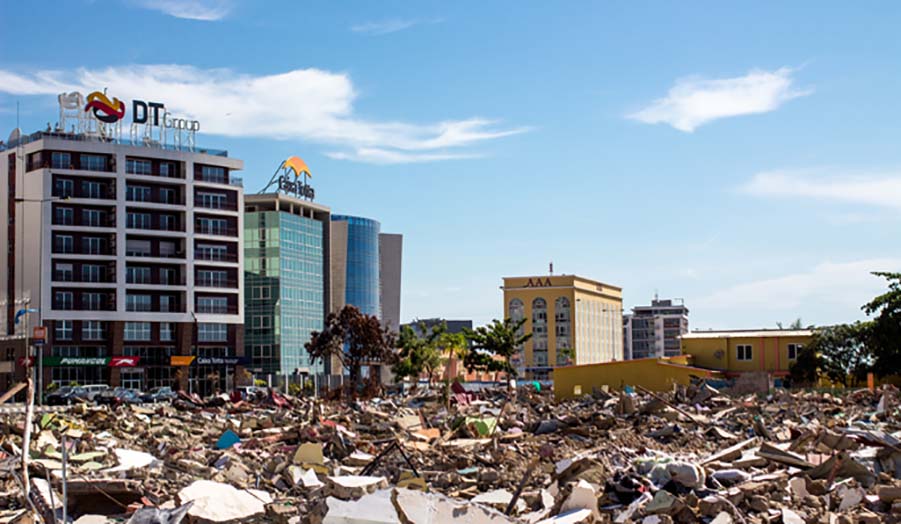 Part of Chicala demolished, with a new master-plan in the background ©Nadia Righele