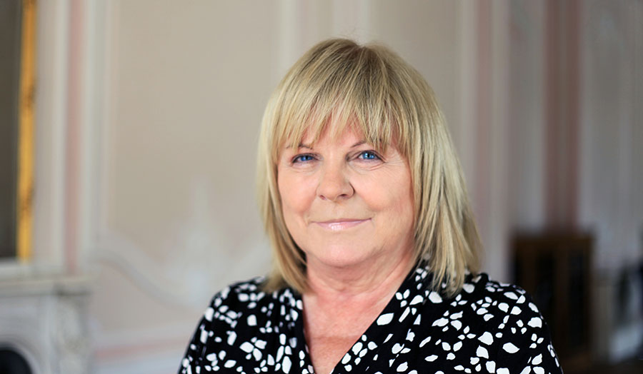 A headshot of Professor Lynn Dobbs, VC of London Met