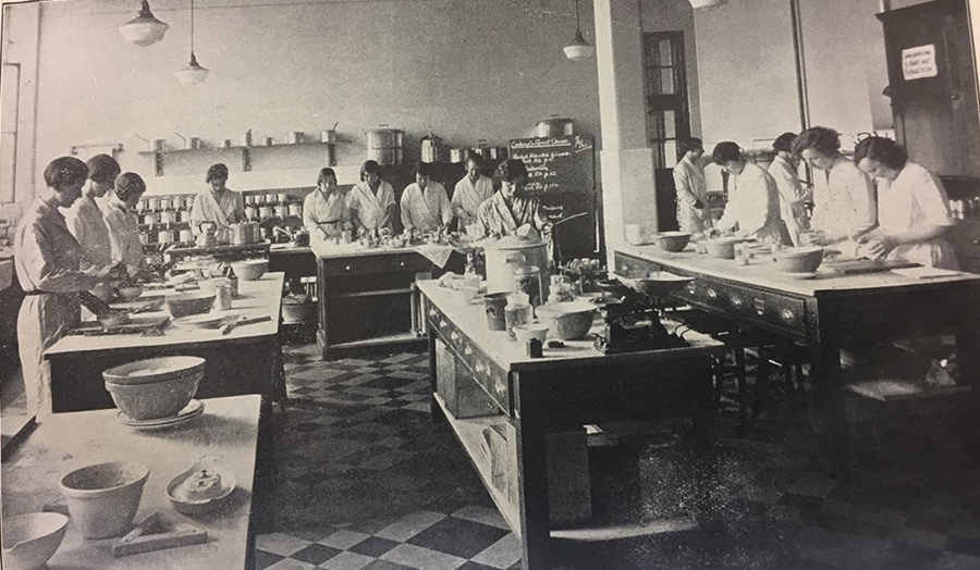 Dietetics and Nutrition class from the London Metropolitan University Special Collections Archive