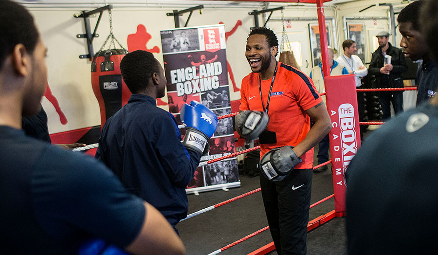 Image of people boxing