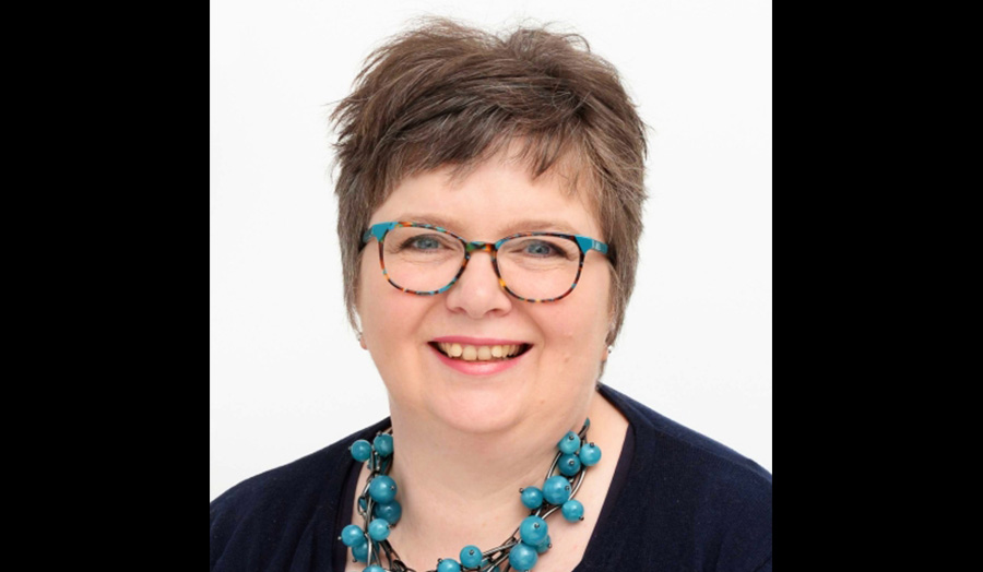 Photo of Ruth Edwards